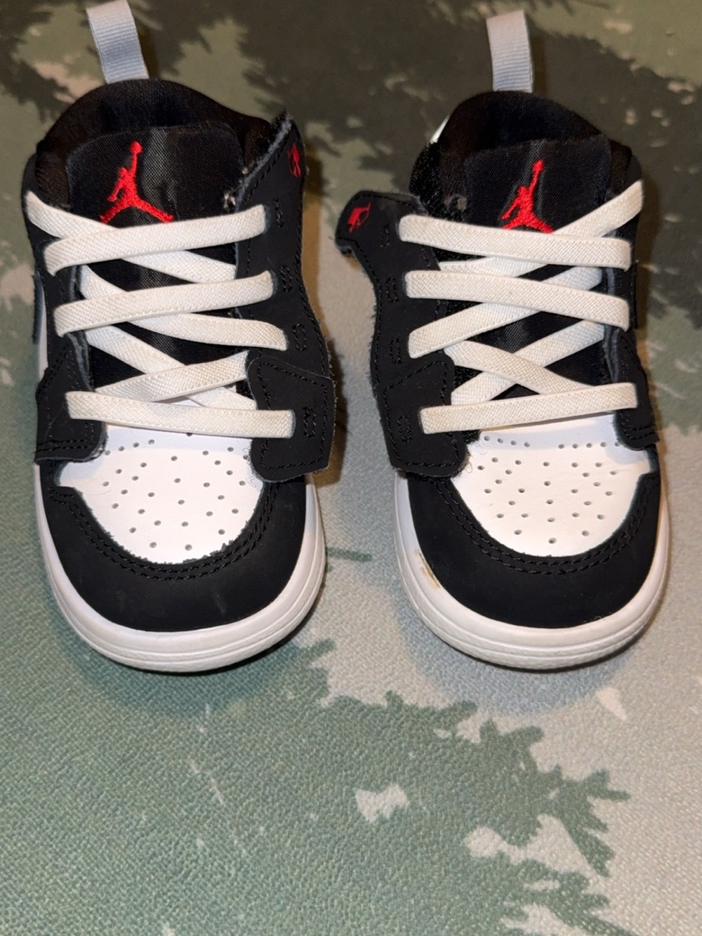 Jordan Kids Black, White and Red Low-Top Sneakers